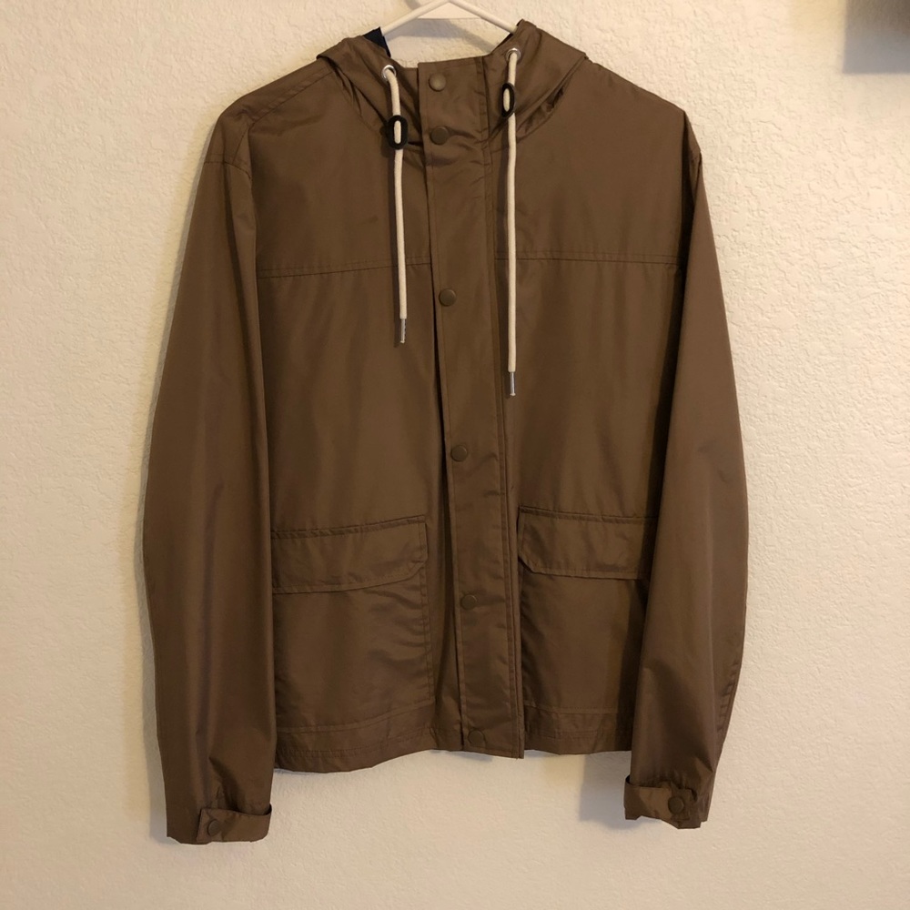 Men’s Tan Raincoat Windbreaker